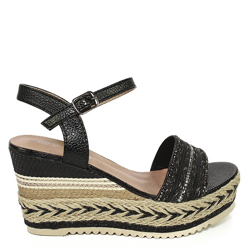 Črni sandali s polno peto Z8699-18G