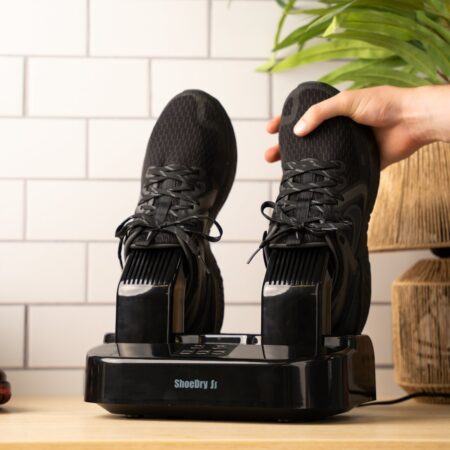 Sušilec za čevlje. Kako pravilno posušiti mokre čevlje.